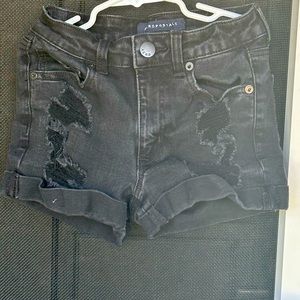 Black junior shorts